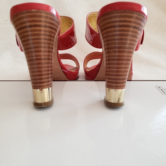 Authentic Coach Giada Patent Leather Sandals - Picture 6 of 11